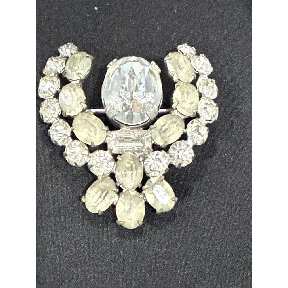 Unbranded vintage clear